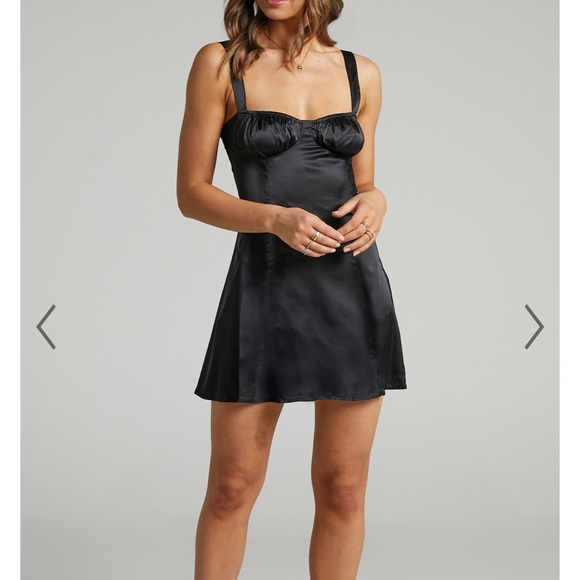 Danielle Berstein Ruched Cup Dress Black - Picture 2 of 4